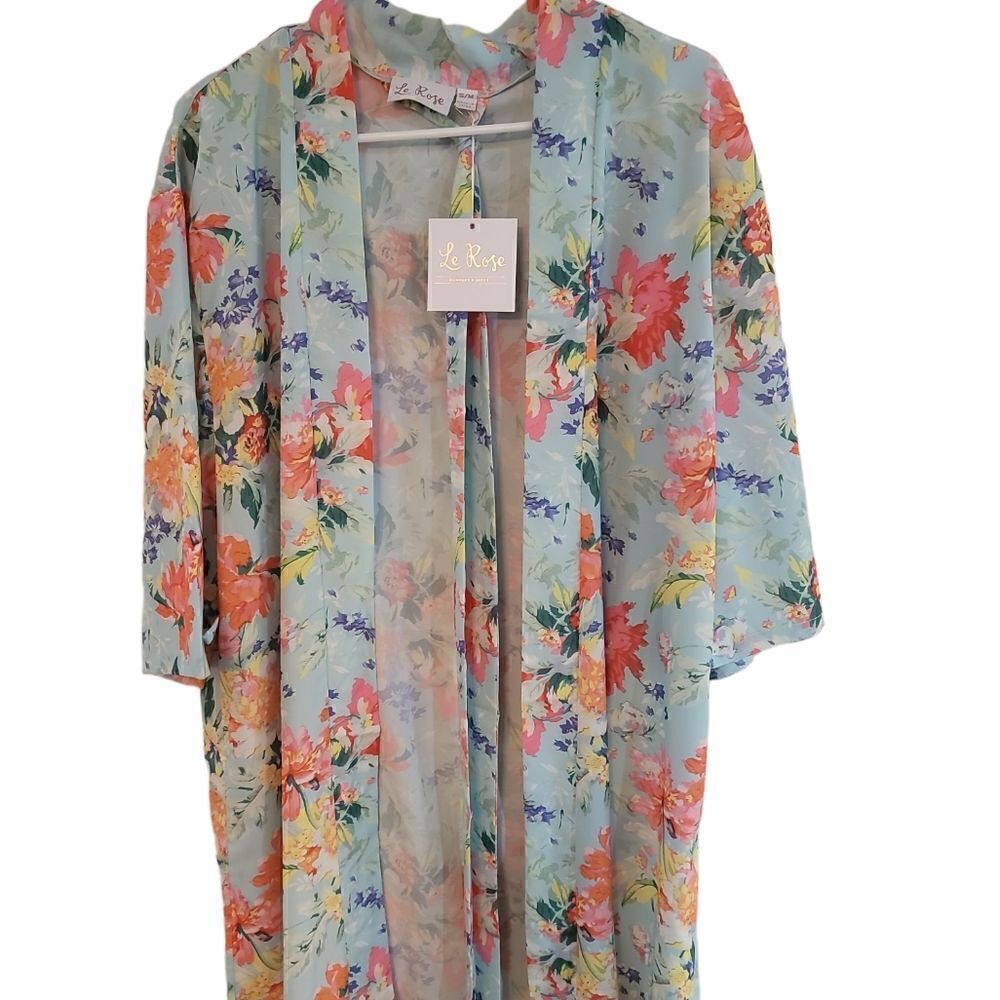 Le Rose Women's Elegant S/M Floral Robe